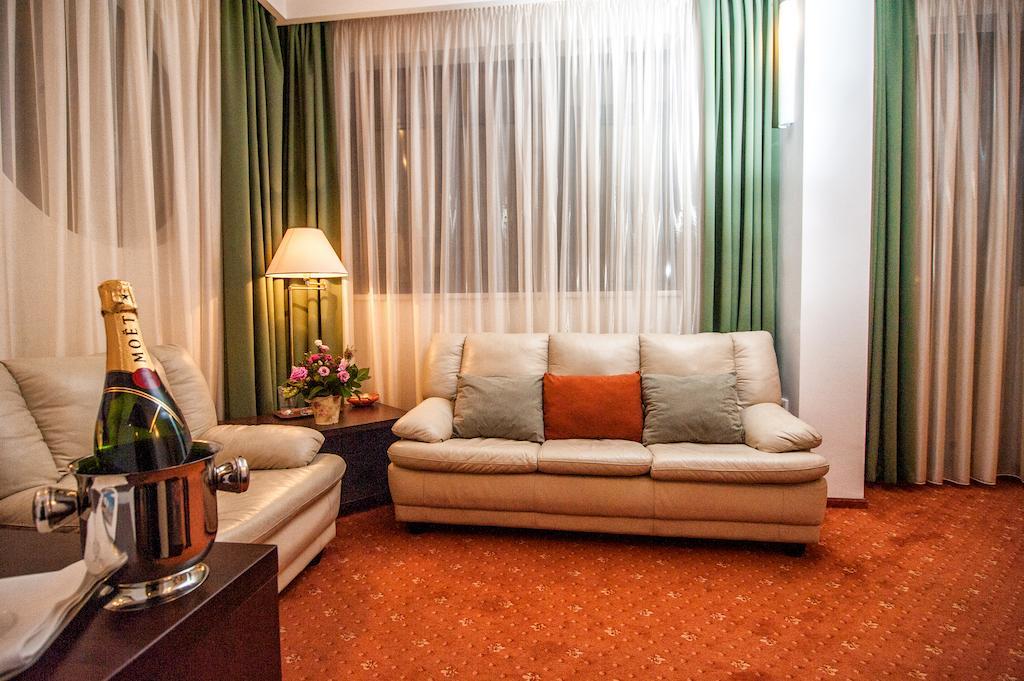 Hotel Mon Jardin Mahmudia Quarto foto